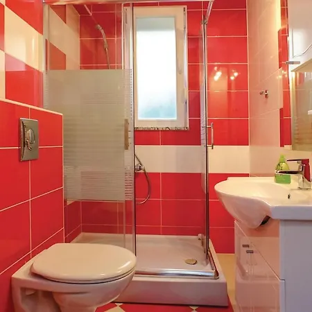 1 Bedroom Lovely In * Makarska